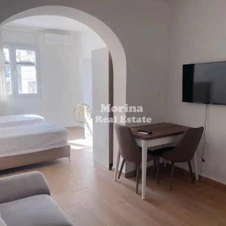 Tirane, jepet me qera garsonier Kati 3, 35 m² 350 € (21 Dhjetori)