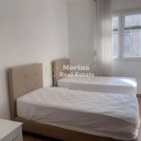 Tirane, jepet me qera garsonier Kati 3, 35 m² 350 € (21 Dhjetori)