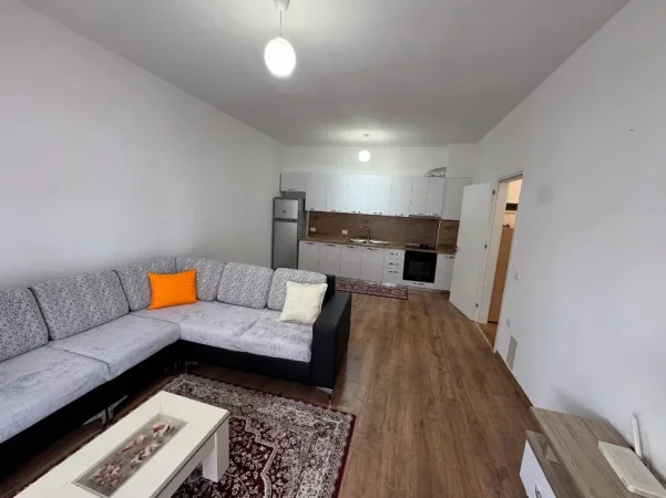 Tirane, jepet me qera apartament 1+1 Kati 3, 72 m² 350 € (Kamez)
