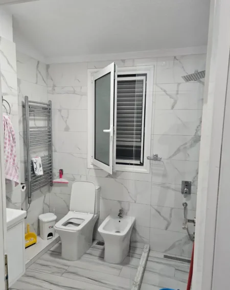 Tirane, jepet me qera apartament 1+1 Kati 6, 70 m² 550 € (RRUGA RRAPO HEKALI)