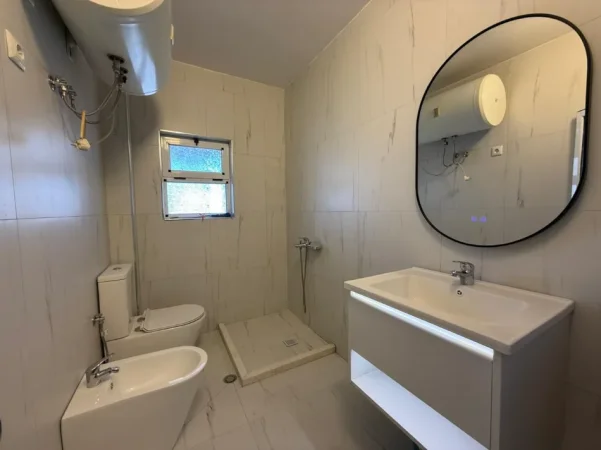 Tirane, shitet apartament 1+1 Kati 5, 57 m² 93.000 € 