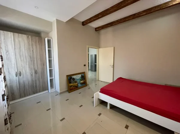 Tirane, jepet me qera apartament 2+1 Kati 2, 85 m² 450 € (Sauk i Ri)