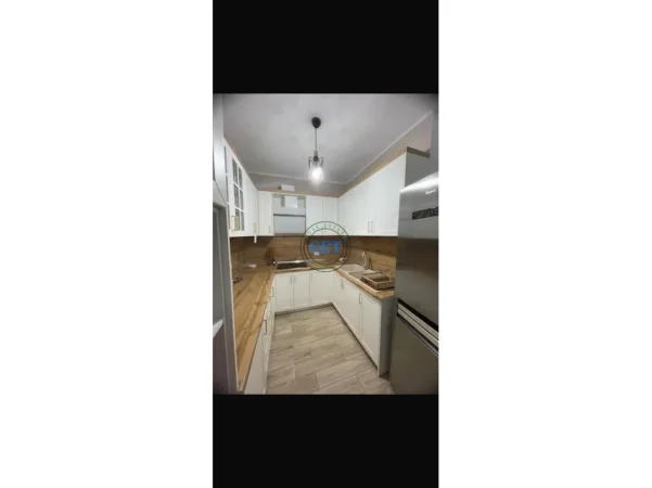 Durres, jepet me qera apartament 2+1 Kati 1, 102 m² 450 € 