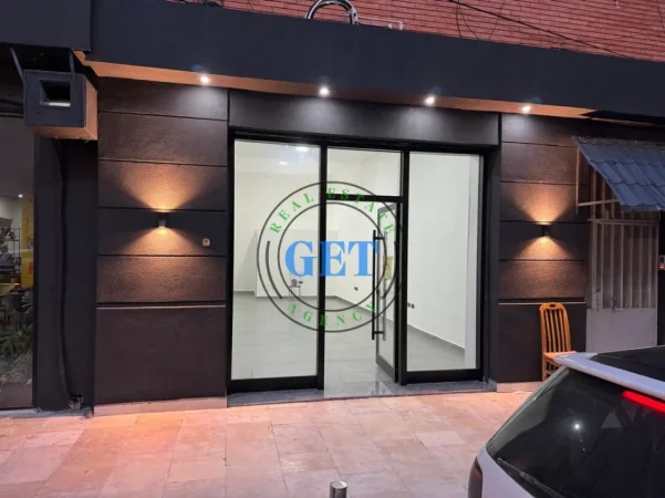 Durres, jepet me qera ambjent biznesi Kati 0, 45 m² 1.000 € 