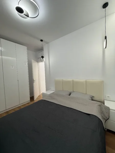 Tirane, jepet me qera apartament 2+1 Kati 7, 60.000 LEKE 85 m² (ALI DEMI REZIDENCA KADIU)