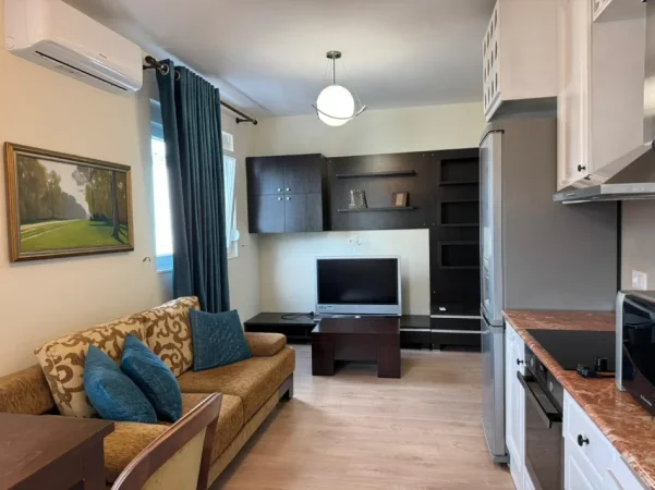 Tirane, jepet me qera apartament Kati 6, 70 m² 650 € 