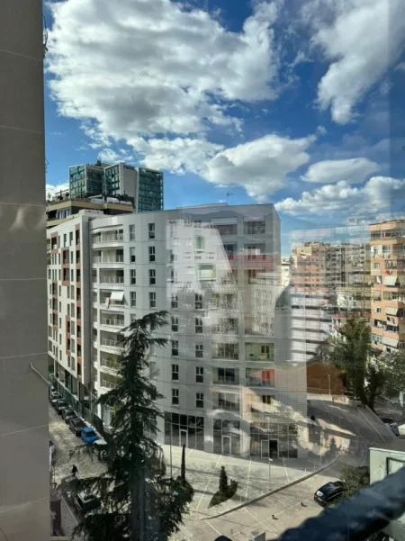 Tirane, jepet me qera apartament Kati 6, 70 m² 650 € 