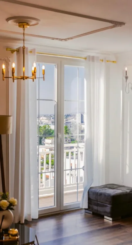 Tirane, jepet me qera apartament 1+1+Ballkon Kati 9, 70 m² 599 € 