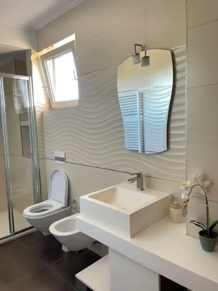 Tirane, jepet me qera apartament Kati 10, 180 m² 2.500 € 