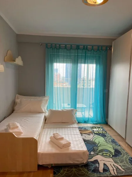 Tirane, jepet me qera apartament Kati 10, 180 m² 2.500 € 