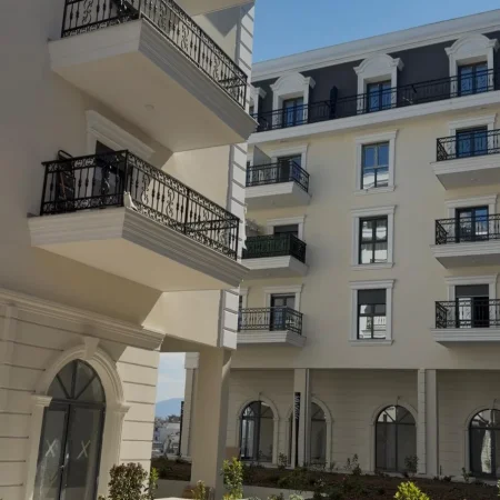 Tirane, shitet apartament 1+1+Ballkon , 77 m² (Porta Tirana e Re TEG)