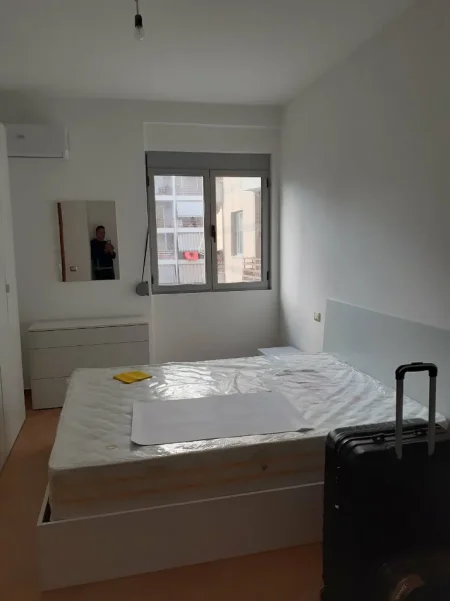 Tirane, jepet me qera apartament 1+1 Kati 5, 70 m² 450 € (Teodor Keko)