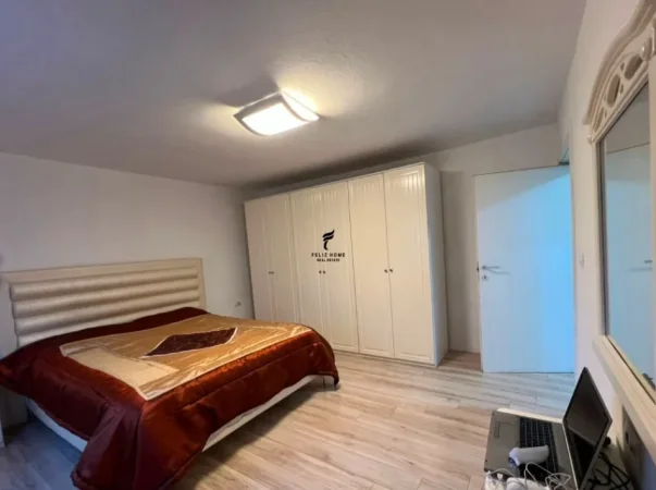 Tirane, jepet me qera apartament 2+1 Kati 1, 80 m² 450 € (5 MAJI)