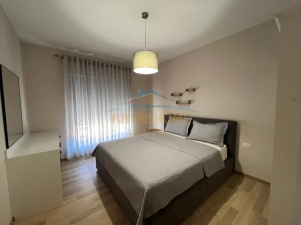 Tirane, jepet me qera apartament 2+1 Kati 6, 115 m² 1.000 € (dellijorgji)
