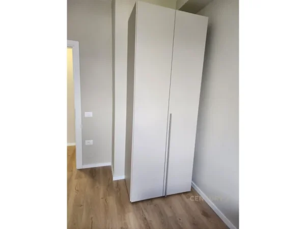 Tirane, jepet me qera apartament 2+1 Kati 8, 78 m² 650 € (bulevardi i ri)