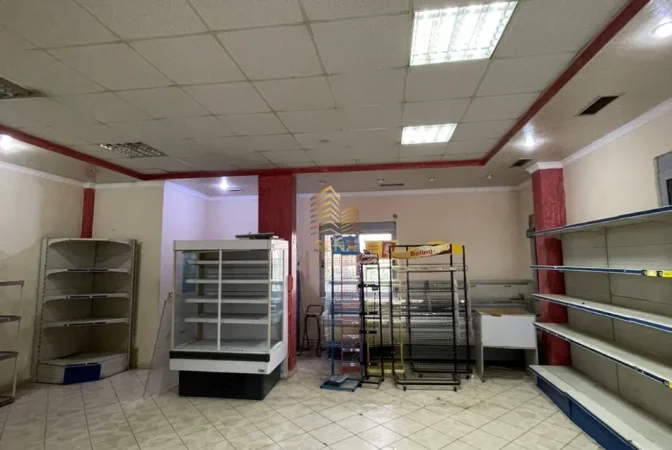 Tirane, jepet me qera ambjent biznesi Kati 1, 120 m² 500 € (Don Bosko)