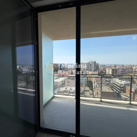 Tirane, jepet me qera ambjent biznesi Kati 8, 130 m² 800 € (Rruga Mine Peza)