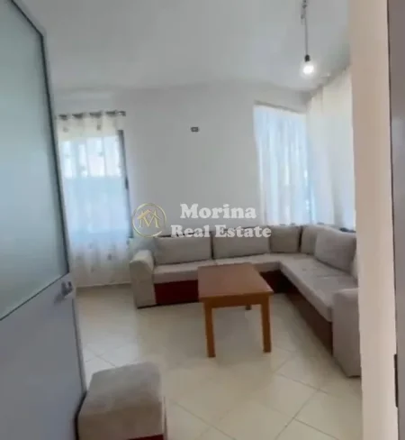 Tirane, jepet me qera shtepi 1+1 Kati 3, 65 m² 400 € (Sauk)