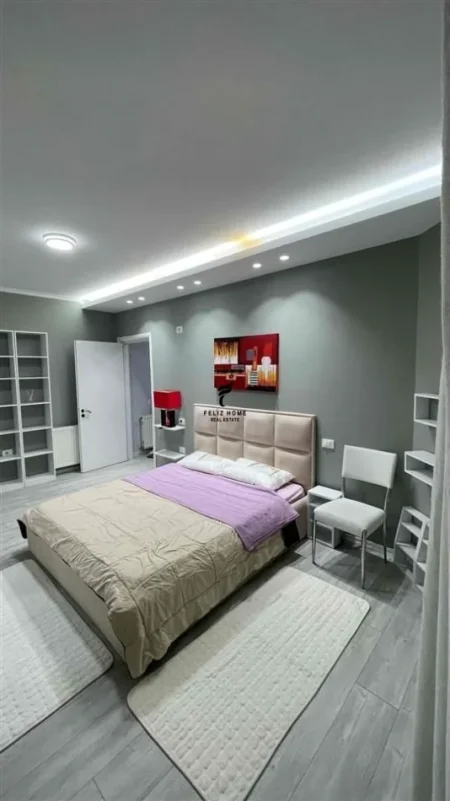 Tirane, jepet me qera apartament 1+1 Kati 3, 75 m² 700 € (KOMUNA E PARISIT)