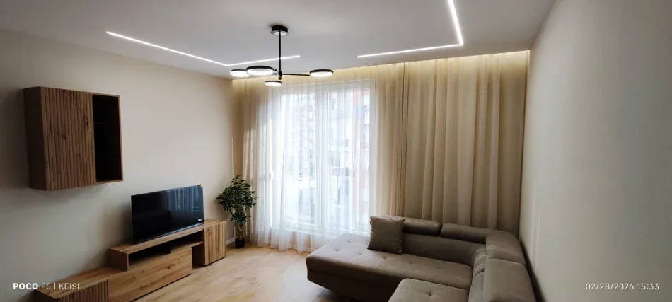Tirane, jepet me qera apartament 1+1 Kati 3, 70 m² 65.000 Lekë të Reja, (Rruga Petrela, Stacioni Trenit, Bulevardi i Ri, Tiranë.)