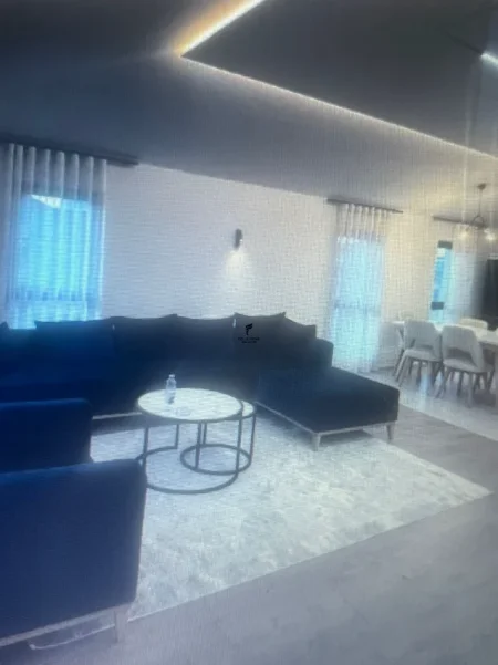 Tirane, jepet me qera apartament 2+1 Kati 3, 118 m² 1.000 € (LAPRAKE)