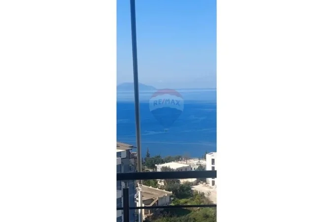 Vlore - Lungomare, jepet me qera apartament 1+1 Kati 5, 65 m² 450 € (Rruga Dhimitër Konomi, Vlore)