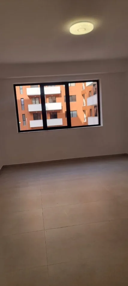 Tirane, jepet me qera apartament 1+1 Kati 1, 65 m² 400 € 
