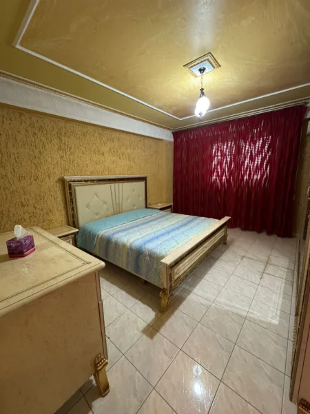 Tirane, jepet me qera apartament 3+1+Aneks+Ballkon Kati 8, 145 m² 900 € (STACIONI I FUNDIT I TIRANES SE RE)