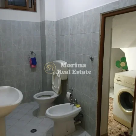 Tirane, jepet me qera apartament 1+1 Kati 3, 47 m² 350 € (Ish Parku Autobusave)