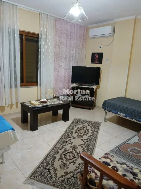Tirane, jepet me qera apartament 1+1 Kati 3, 47 m² 350 € (Ish Parku Autobusave)