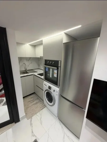 Tirane, jepet me qera , 35 m² 400 € 