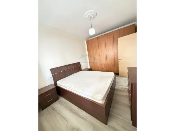 Tirane, shitet apartament 1+1+Ballkon Kati 7, 65 m² 113.000 € (unaza e re)