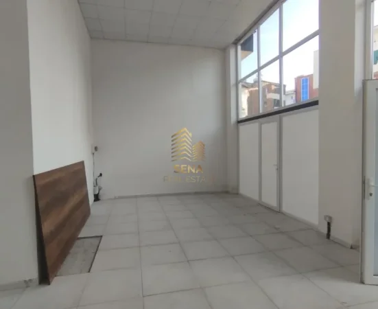 Shitet, Ambient biznesi ,Oxhaku, 222,000 Euro