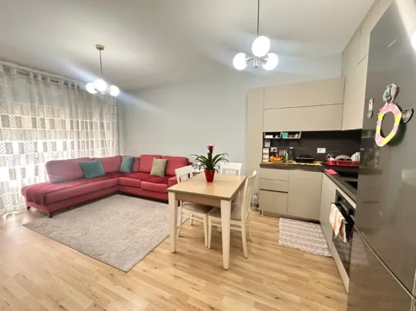Tirane, jepet me qera apartament 1+1 Kati 2, 600 € (Don Bosko)