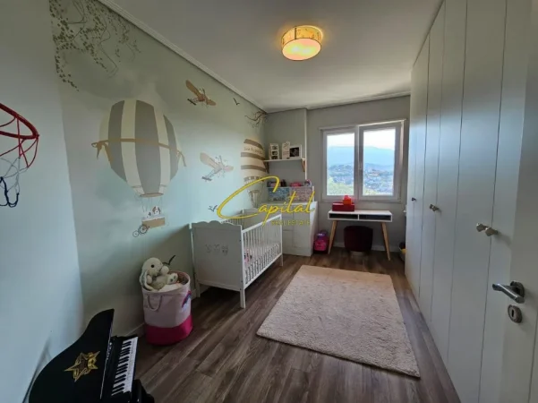 Tirane, shitet apartament 2+1 Kati 4, 99 m² 145.000 € (FRESKU)