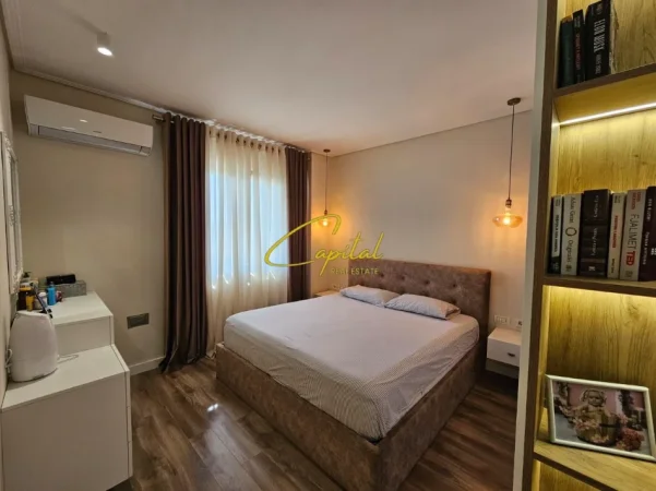 Tirane, shitet apartament 2+1 Kati 4, 99 m² 145.000 € (FRESKU)