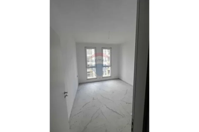 shitet 1+1 , 53 m² 75.130 € (Univers City)