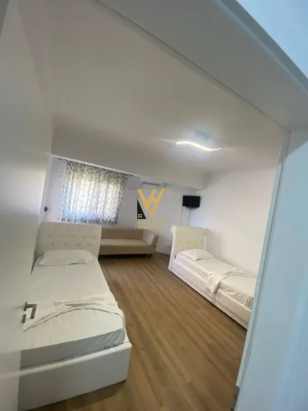 Vlore, shitet apartament 1+1+Ballkon Kati 3, 67 m² 87.000 € (ORIKUM)