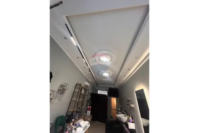 Vlore, shitet dyqan Kati 0, 38 m² 55.000 € (Rruga Ali Demi,Vlore)