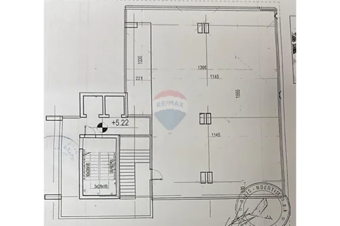 Tirane, jepet me qera zyre , 240 m² 3.000 € (Farmacia 10)