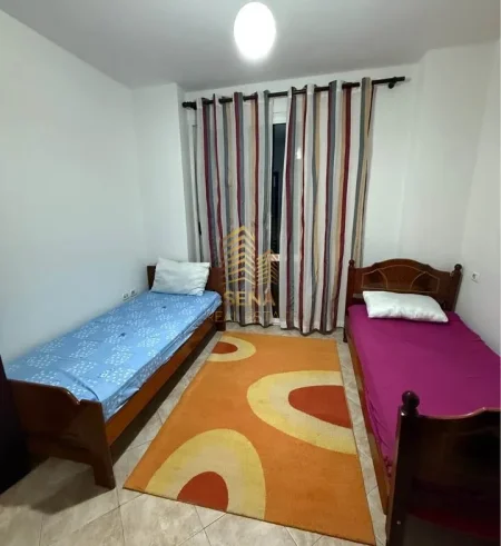 Tirane, jepet me qera apartament 2+1 Kati 7, 100 m² 450 € (Astir)
