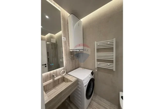 Tirane, jepet me qera 2+1 , 116 m² 1.550 € (Mine Peza)