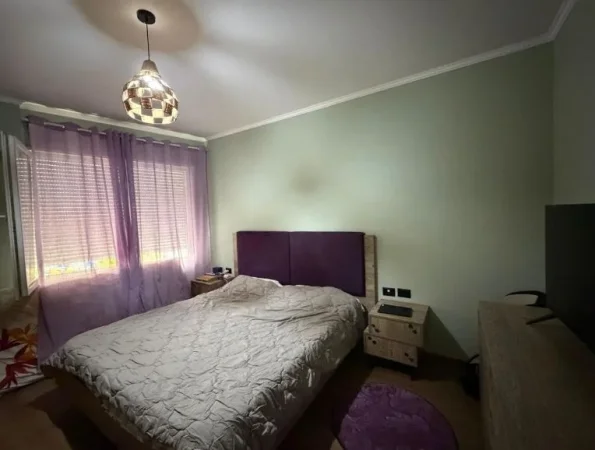 Tirane, shitet apartament 2+1+Ballkon Kati 2, 100 m² 300.000 € 