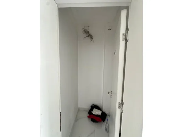 Tirane, jepet me qera apartament 1+1 Kati 2, 50 m² 500 € 
