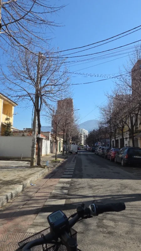 Tirane, shitet apartament 2+1+Ballkon Kati 4, 102 m² 240.000 €