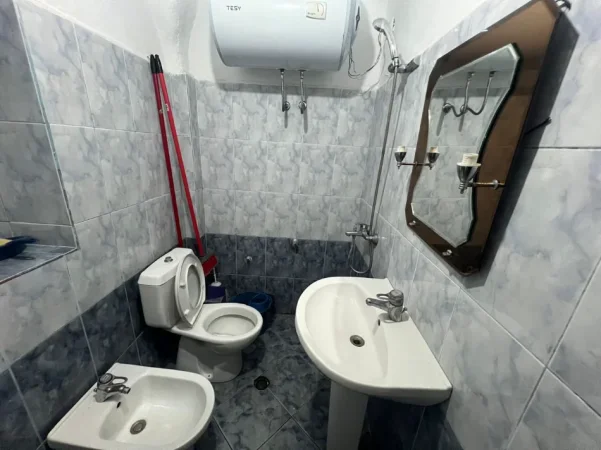 Jepet me qira apartament 1+1 , 350 Euro ,tek Tregu Elektrik