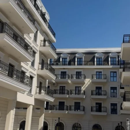 Tirane, shitet apartament 2+1+Ballkon , 125 m² (Porta Tirana e Re TEG)