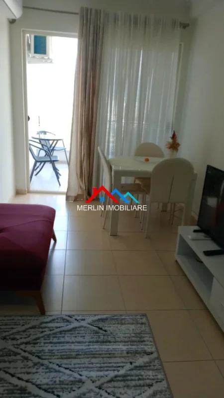 Tirane, jepet me qera apartament 1+1+Ballkon Kati 8, 70 m² 470 € (RRUGA KOLE KOCI,YZBERISHT)