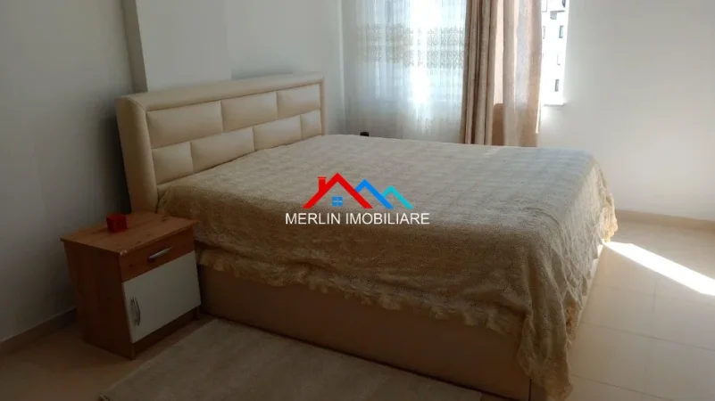 Tirane, jepet me qera apartament 1+1+Ballkon Kati 8, 70 m² 470 € (RRUGA KOLE KOCI,YZBERISHT)