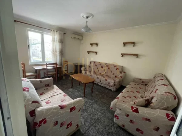 Tirane, shitet , 53 m² 117.000 € (Report tv)